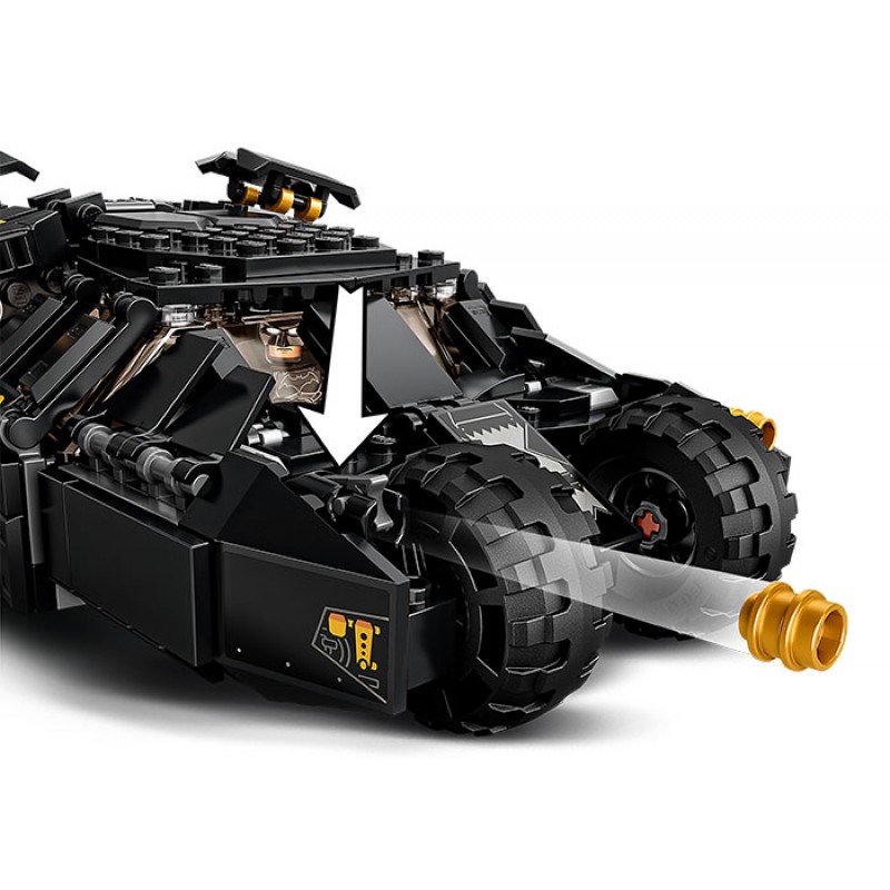 LEGO Batmobil Tumbler Confruntarea cu Scarecrow 76239