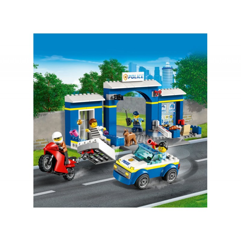 Urmarire la sectia de politie 60370 LEGO CITY