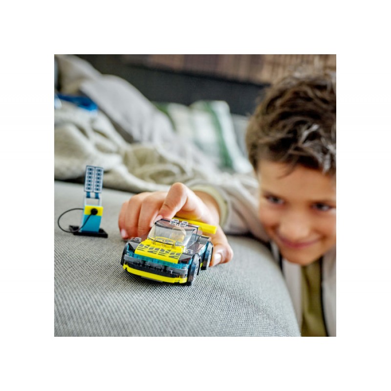 Masina sport electrica 60383 LEGO CITY