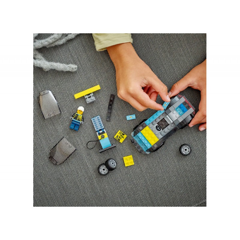 Masina sport electrica 60383 LEGO CITY