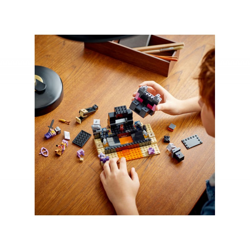 Arena din End LEGO Minecraft 21242