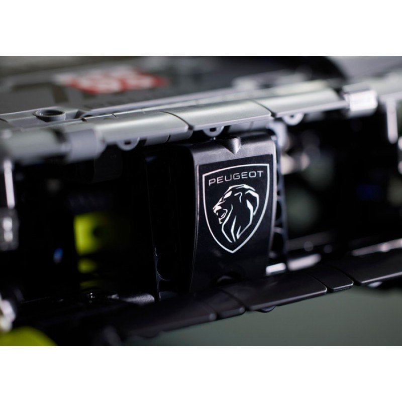 Peugeot 9x8 24H Le Mans Hybrid Hypercar LEGO Technic 42156
