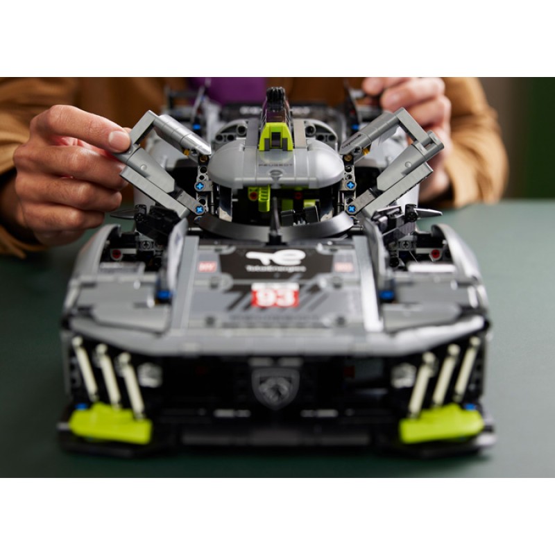 Peugeot 9x8 24H Le Mans Hybrid Hypercar LEGO Technic 42156