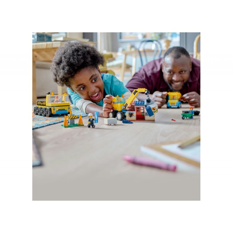 Camioane de constructie si macara cu bila pentru demolari LEGO City 60391