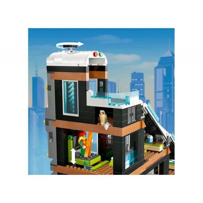 Centru de ski si escalada LEGO City 60366
