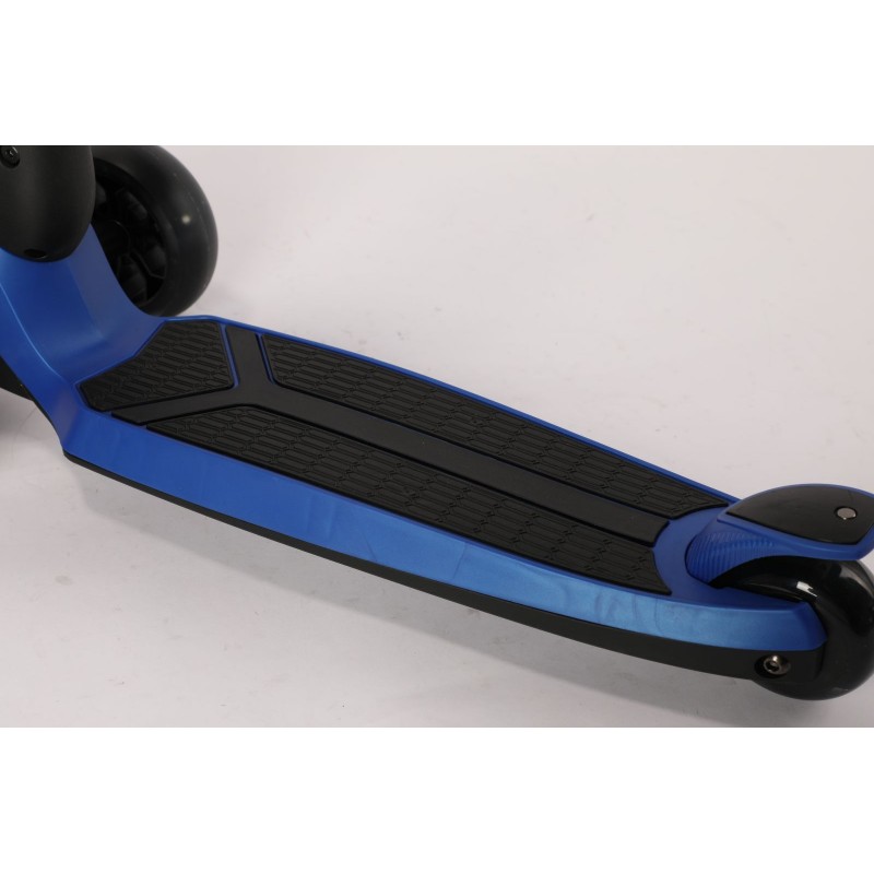 Trotineta Lamborghini 3 roti cadru aluminiu albastra roti LED Mesuca