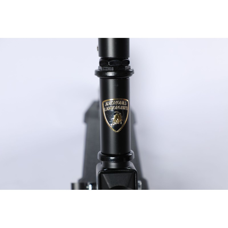 Trotineta Lamborghini pentu adulti 2 roti cadru aluminiu negru Mesuca