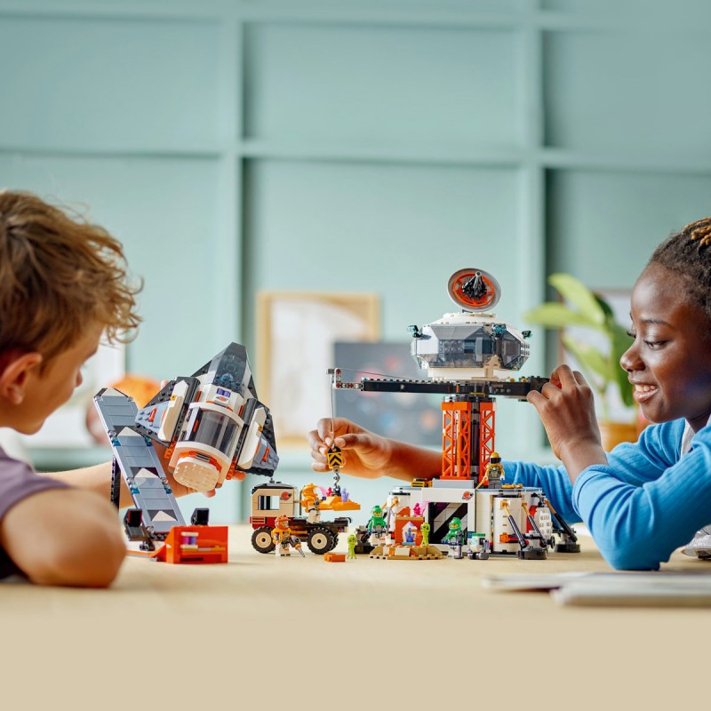Baza spatiala si platforma de lansare a rachetei LEGO City 60434