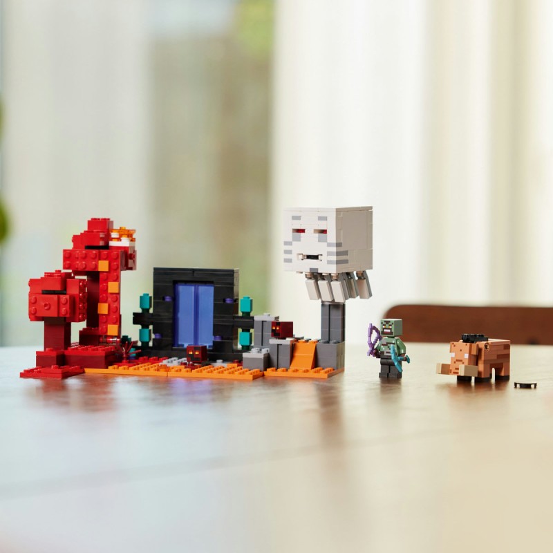 Amuscada in portalul Nether LEGO Minecraft 21255