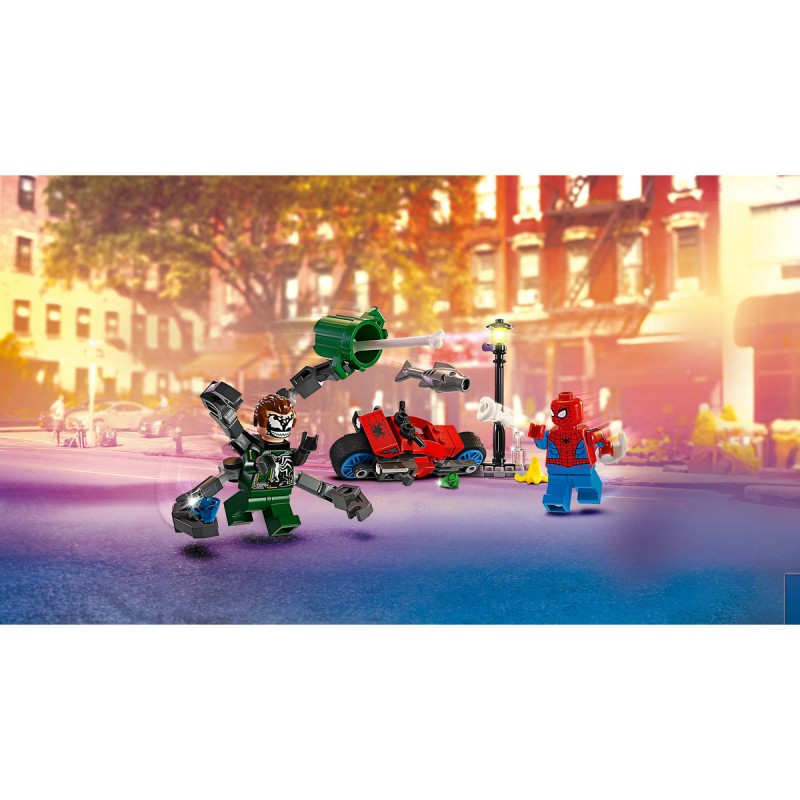 Urmarire pe motocicleta Omul Paianjen vs Doc Ock LEGO Marvel Super Heroes