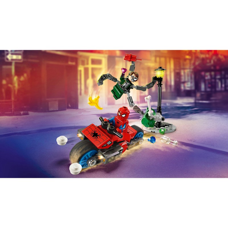 Urmarire pe motocicleta Omul Paianjen vs Doc Ock LEGO Marvel Super Heroes