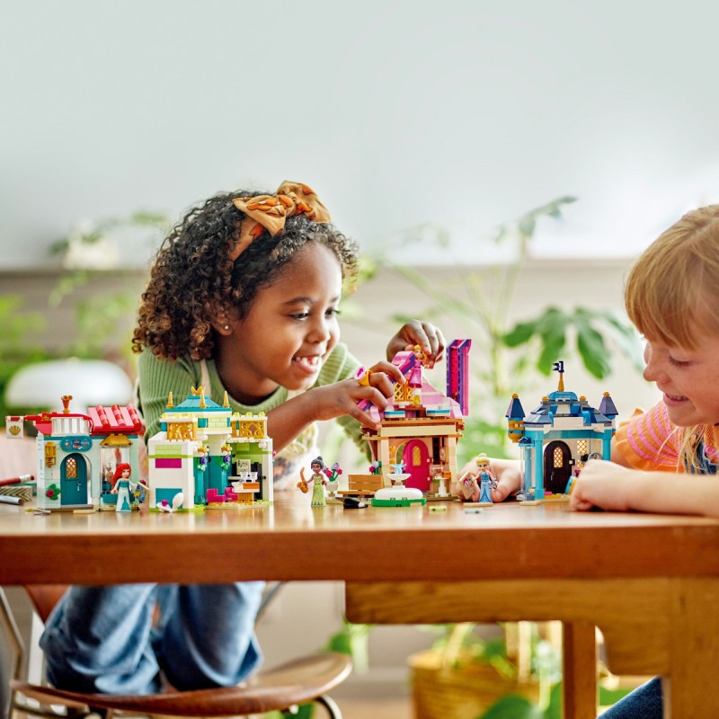 Aventura printeselor Disney la piata LEGO Disney