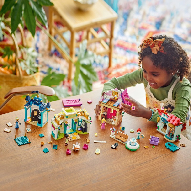 Aventura printeselor Disney la piata LEGO Disney