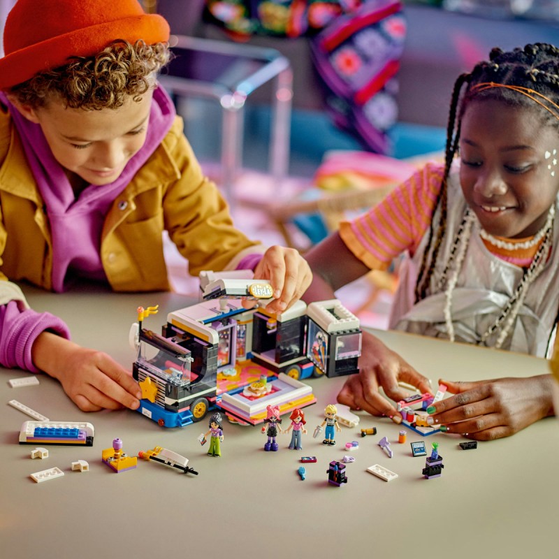 Autocar de turneu pentru staruri pop LEGO Friends 42619