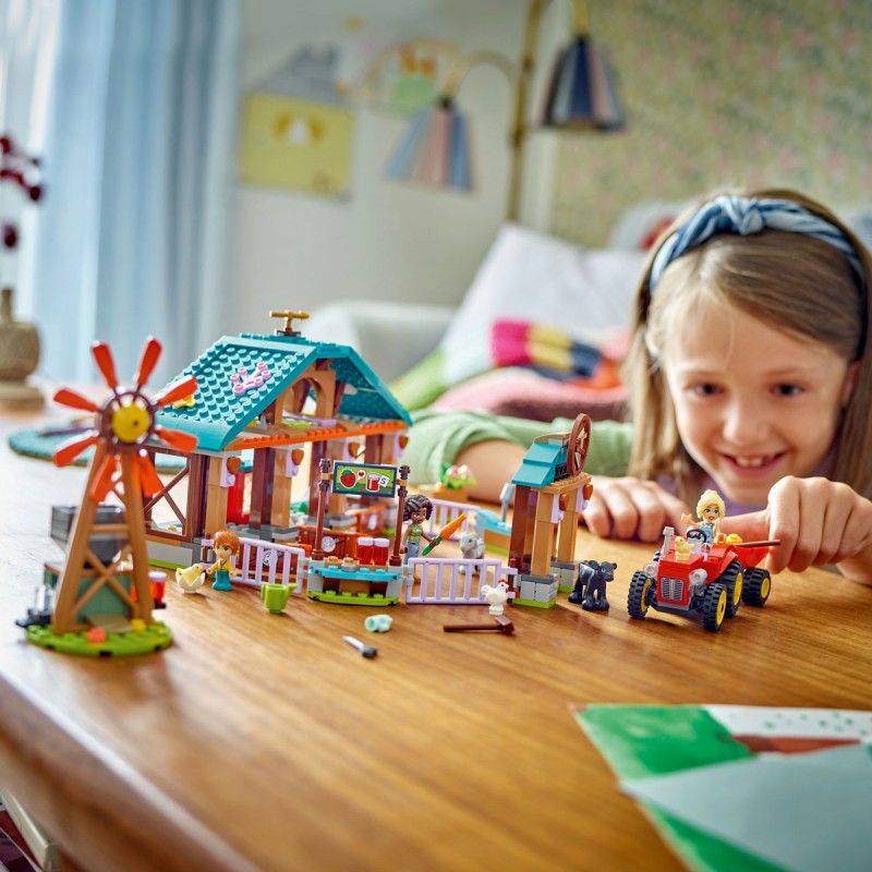 Refugiu pentru animale de ferma LEGO Friends 42617