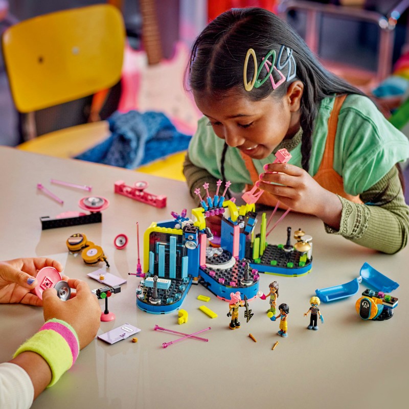 Concurs muzical in orasul Heartlake LEGO Friends 42616
