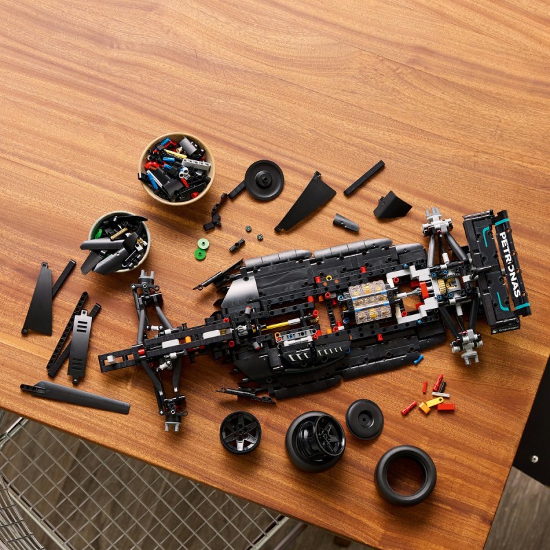 Mercedes AMG F1 W14 E Performance LEGO Technic 42171