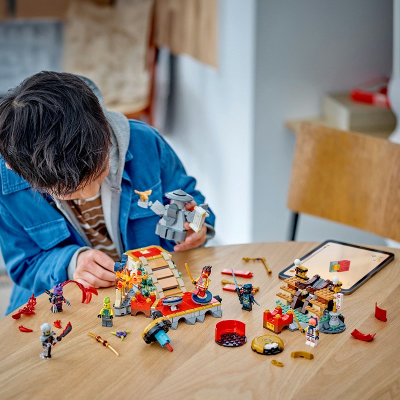 Arena de lupta de la turneu LEGO Ninjago 71818