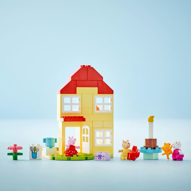 Purcelusa Peppa si casa aniversara LEGO DUPLO 10433
