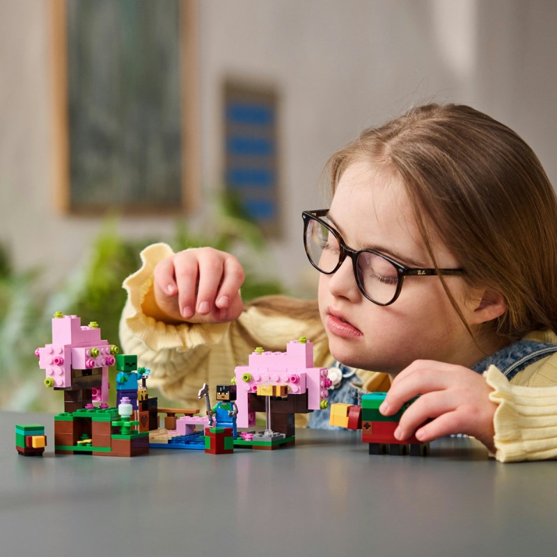 Gradina cu ciresi înfloriti LEGO Minecraft 21260