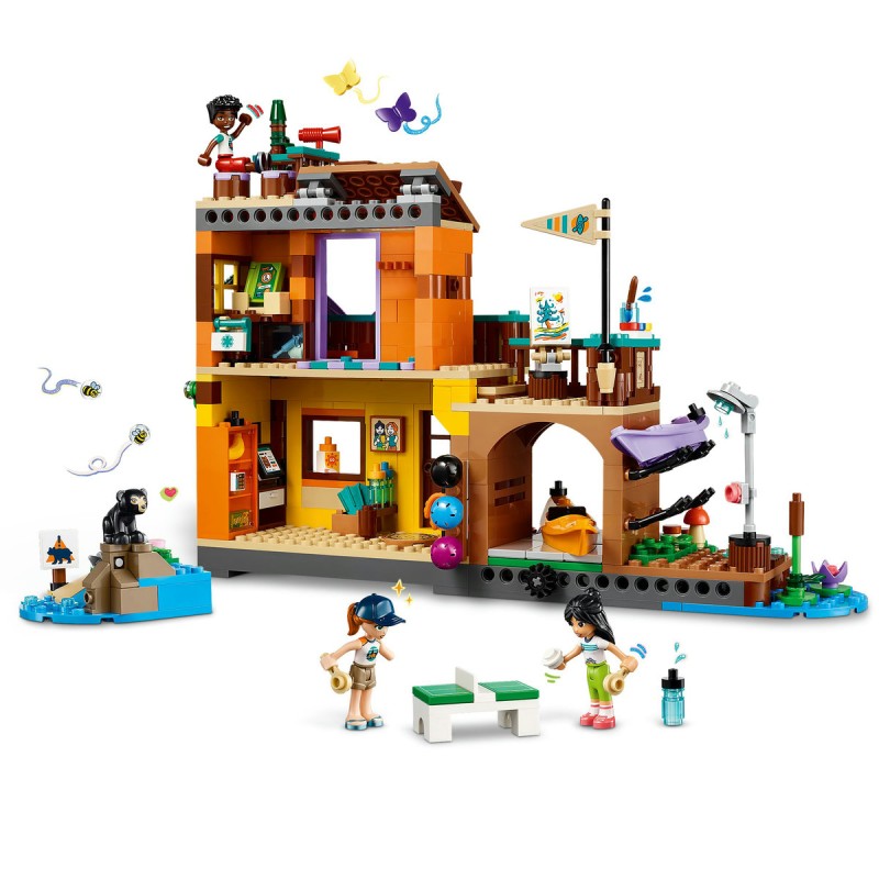 Sporturi nautice în tabara de aventuri LEGO Friends 42626