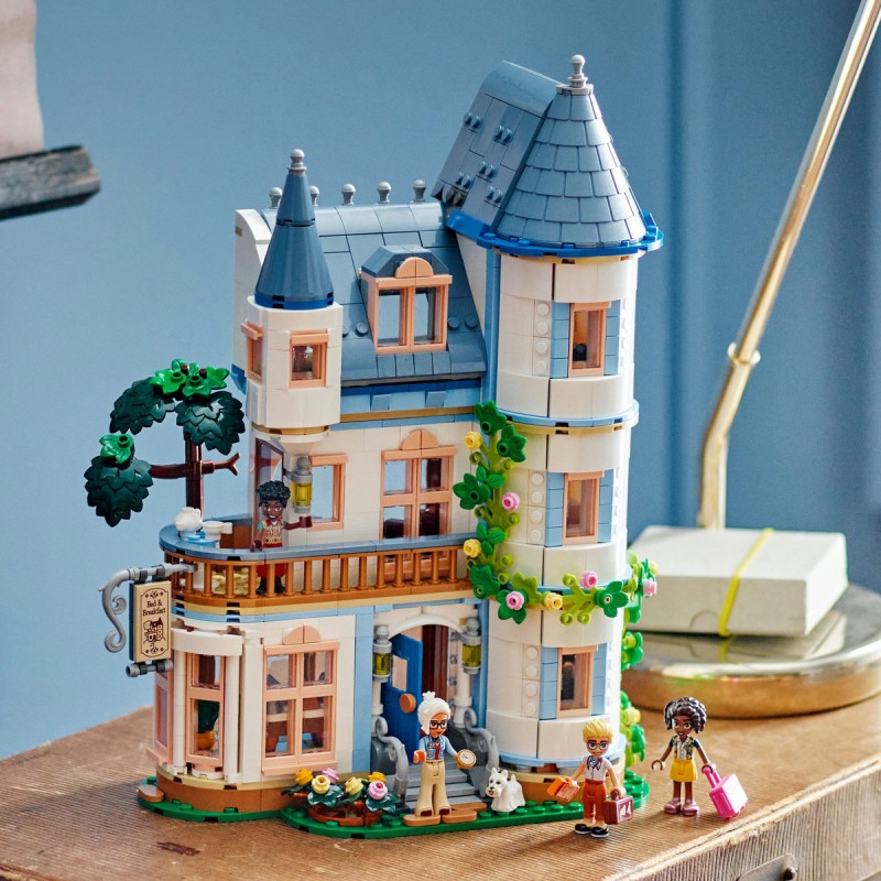 Castelul pensiune LEGO Friends 42638