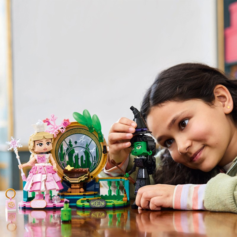 Figurinele Elphaba si Glinda