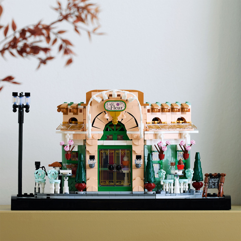 Cafenea frantuzeasca 10362 LEGO Icons