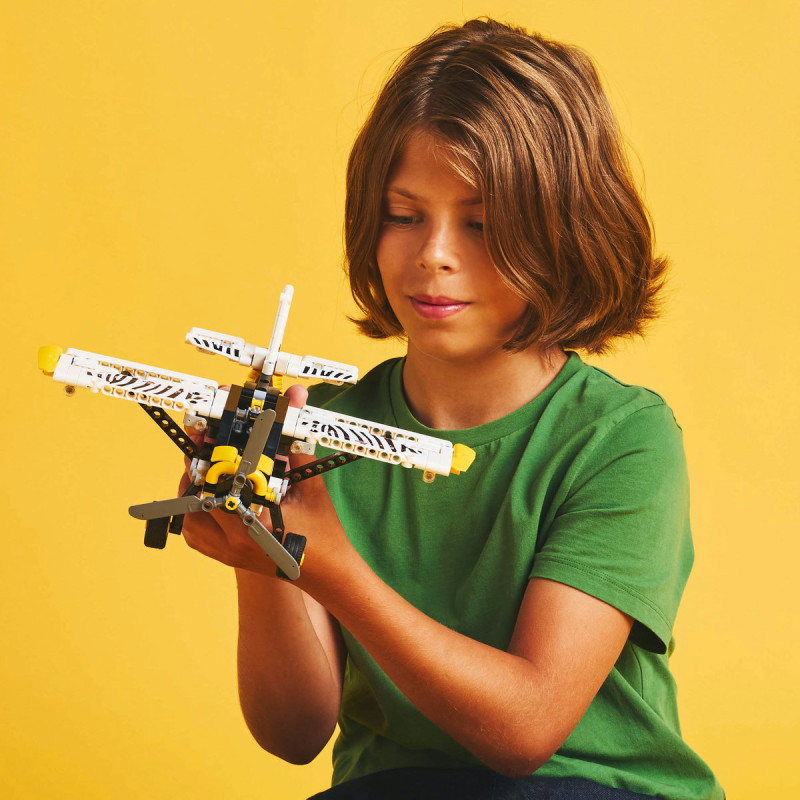 Avion pentru zone greu accesibile 42198 LEGO Technic