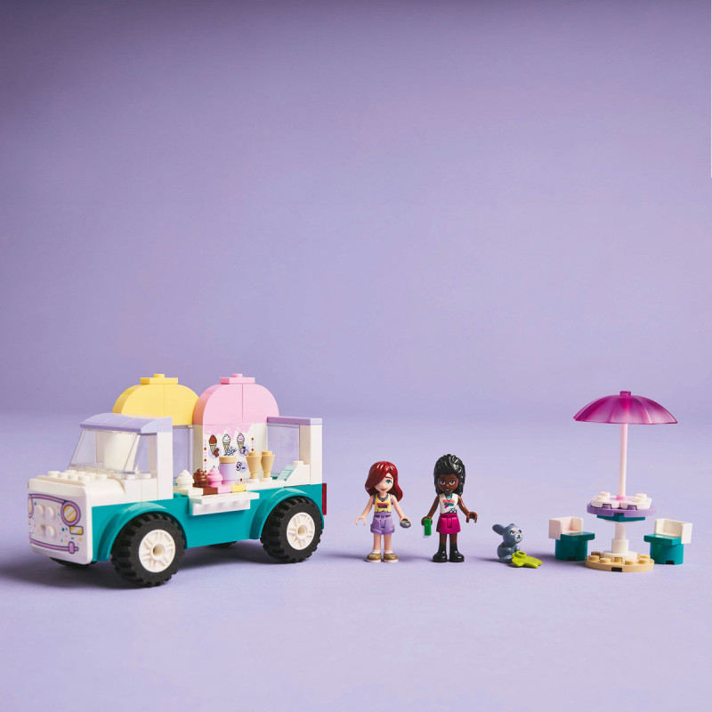 Furgoneta de înghetata în orasul Heartlake 42644 LEGO Friends