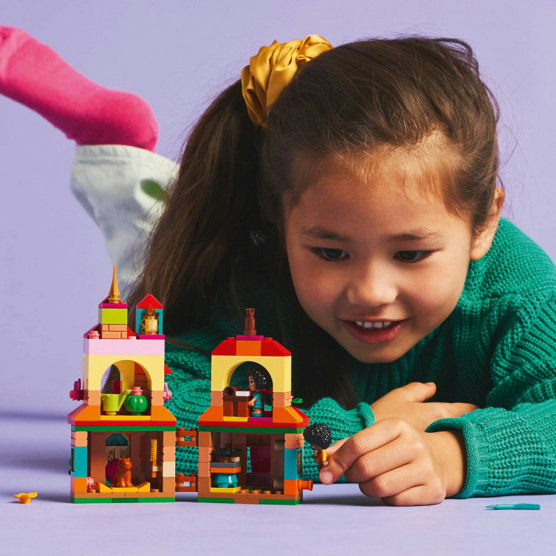 Minicasa din Encanto 43261 LEGO Disney