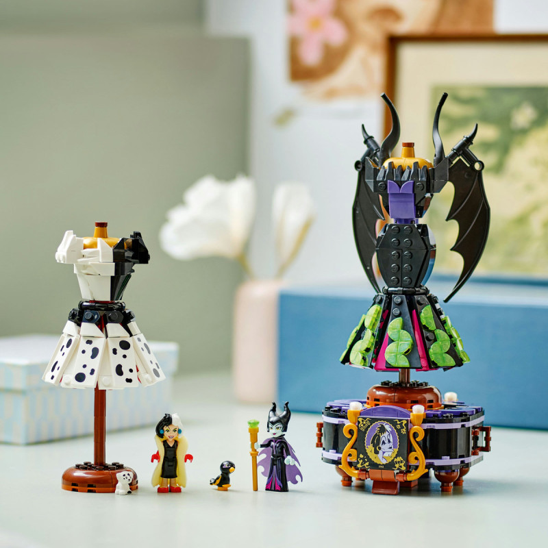 Rochiile lui Maleficent si Cruella De Vil 43262 LEGO Disney