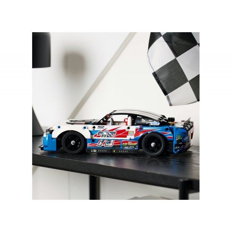 NASCAR® NEXT GEN CHEVROLET CAMARO ZL1 LEGO Technic 42153