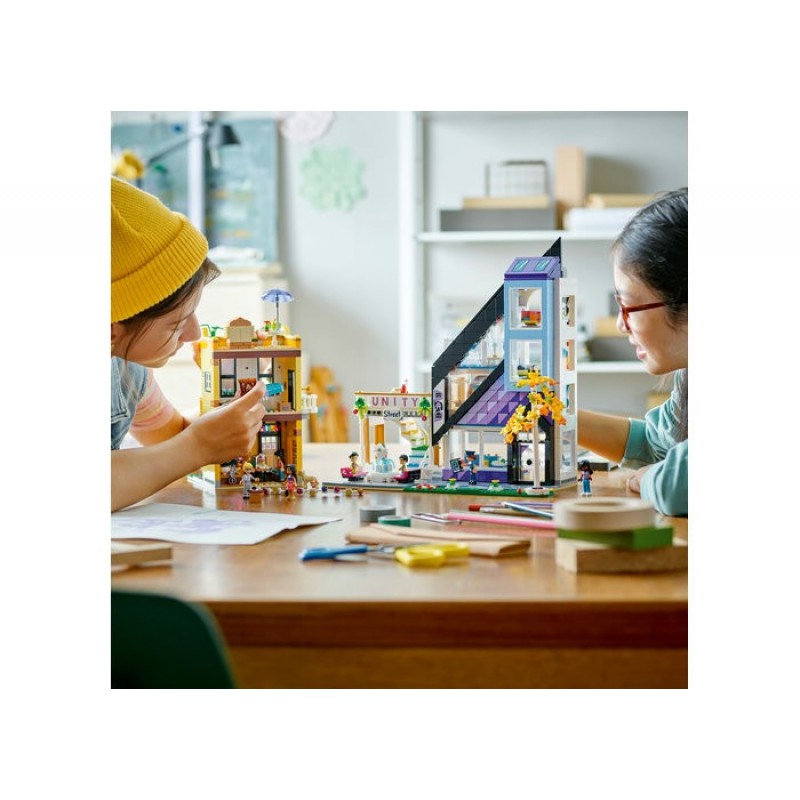 Florarie si magazin de design in centrul orasului LEGO Friends 41732