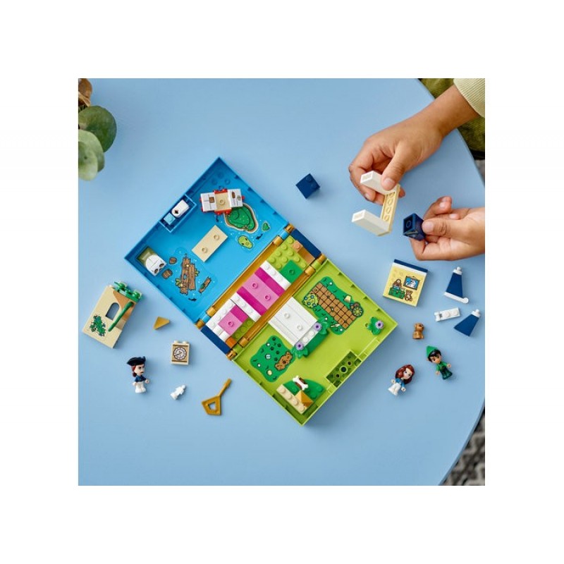 Carte de povesti Peter Pan si Wendy LEGO Disney 43220